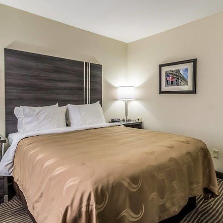 Quality Inn & Suites North Lima - Boardman Bagian luar foto