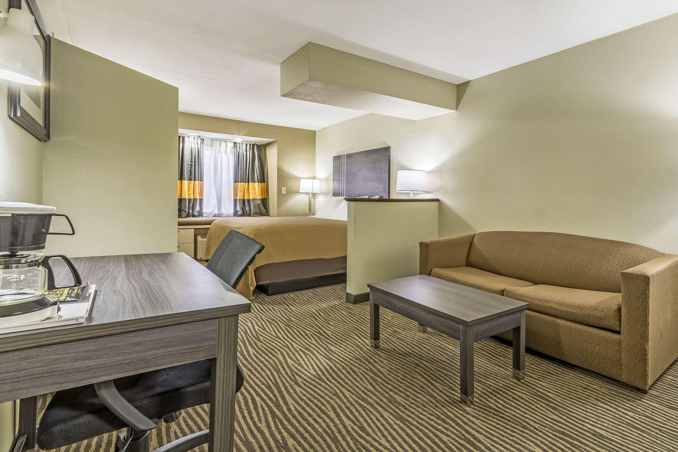 Quality Inn & Suites North Lima - Boardman Bagian luar foto
