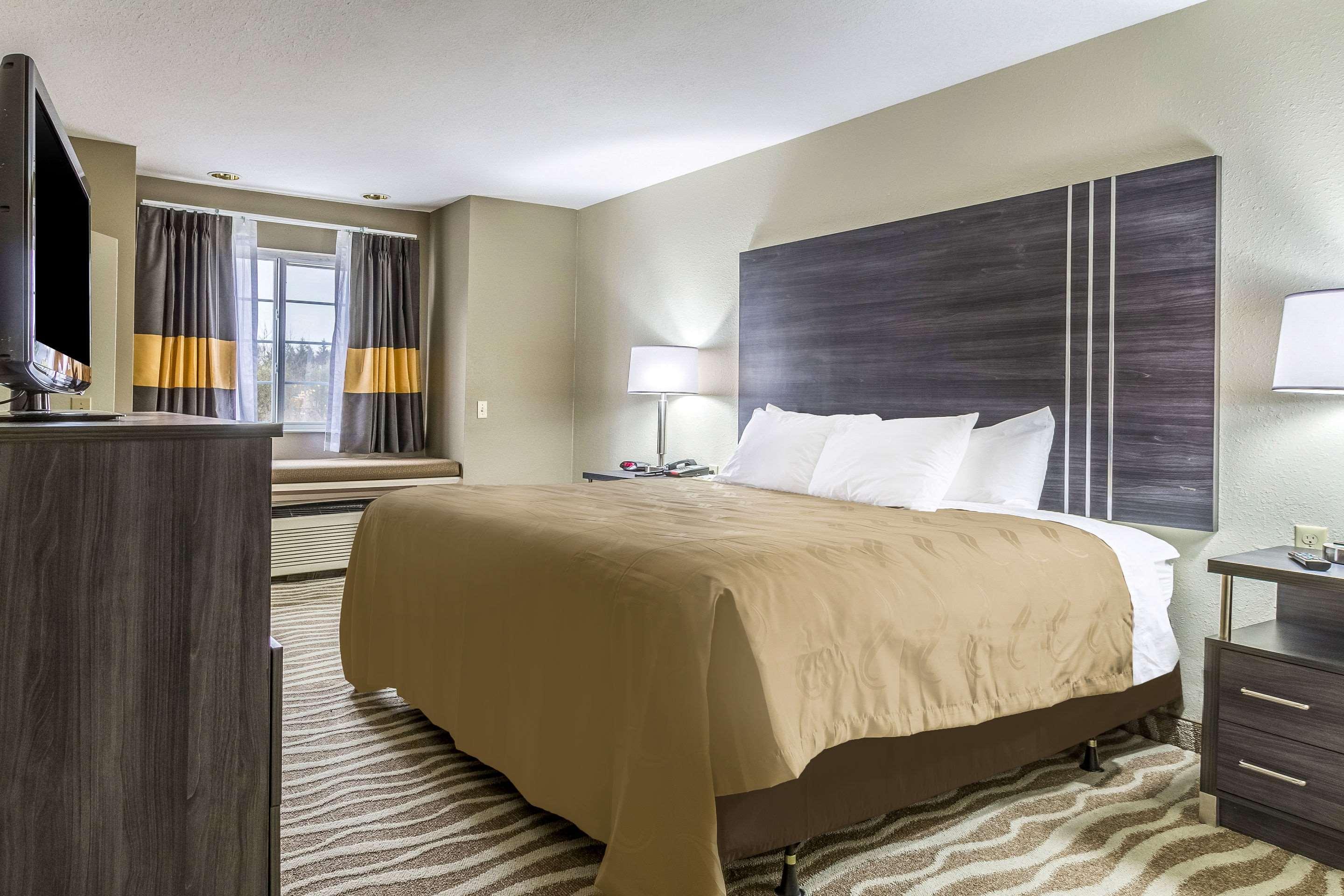 Quality Inn & Suites North Lima - Boardman Bagian luar foto