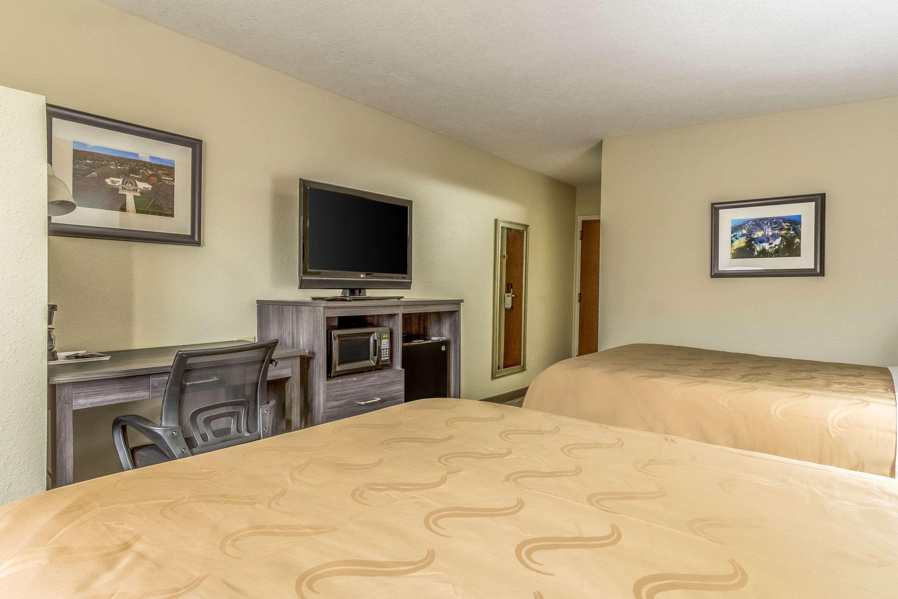 Quality Inn & Suites North Lima - Boardman Bagian luar foto