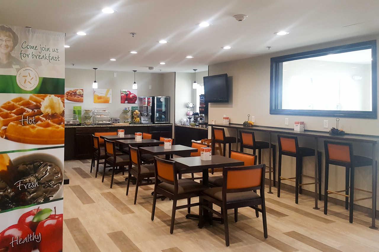 Quality Inn & Suites North Lima - Boardman Bagian luar foto