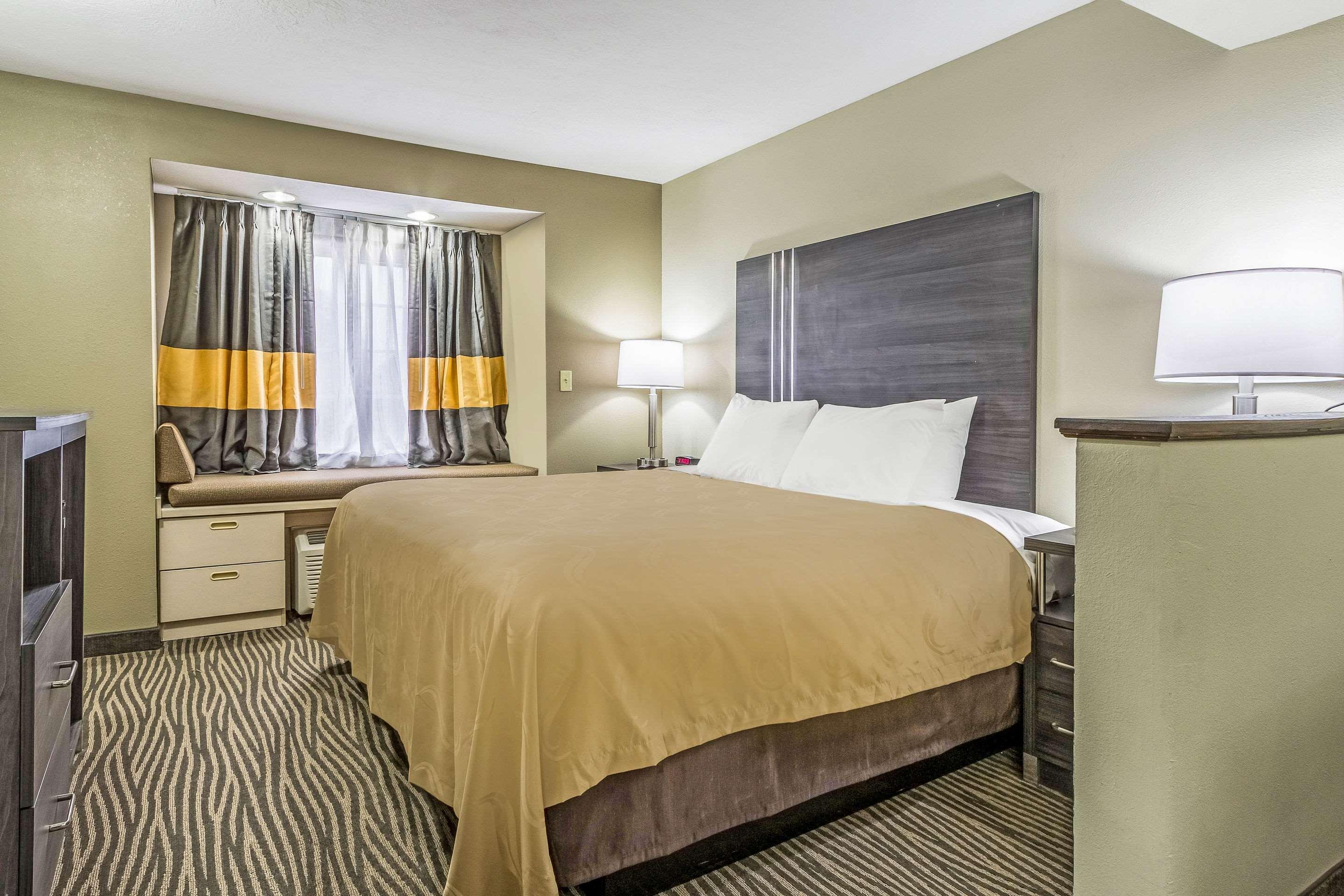 Quality Inn & Suites North Lima - Boardman Bagian luar foto